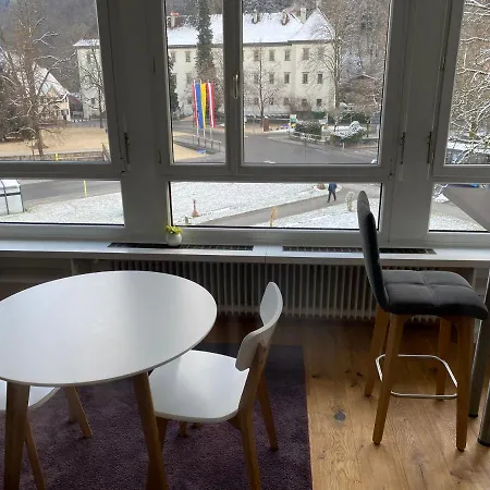 Zimmer & Appartements Am Schlossplatz Hohenems Exterior photo