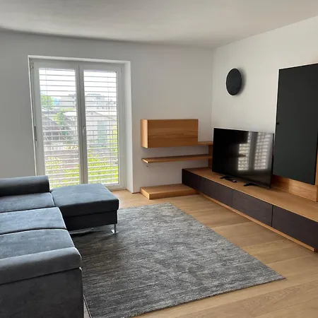 Zimmer & Appartements Am Schlossplatz Hohenems Room photo