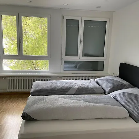 Zimmer & Appartements Am Schlossplatz Hohenems Room photo